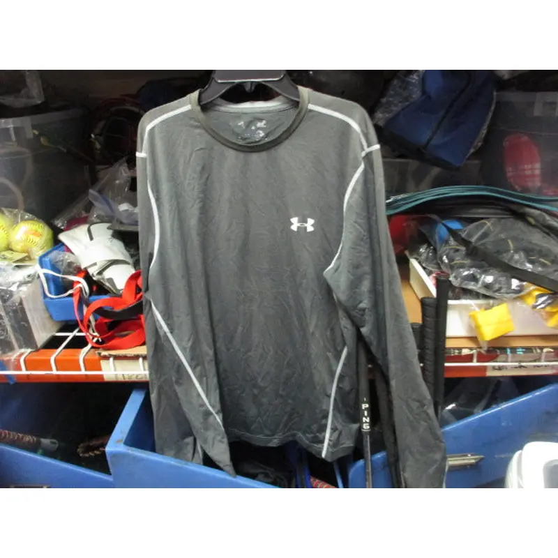Used Under Armour Longsleeve Shirt Size Large