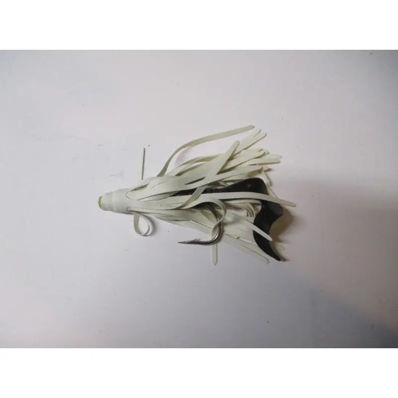 Used White Skirted Grub Lure