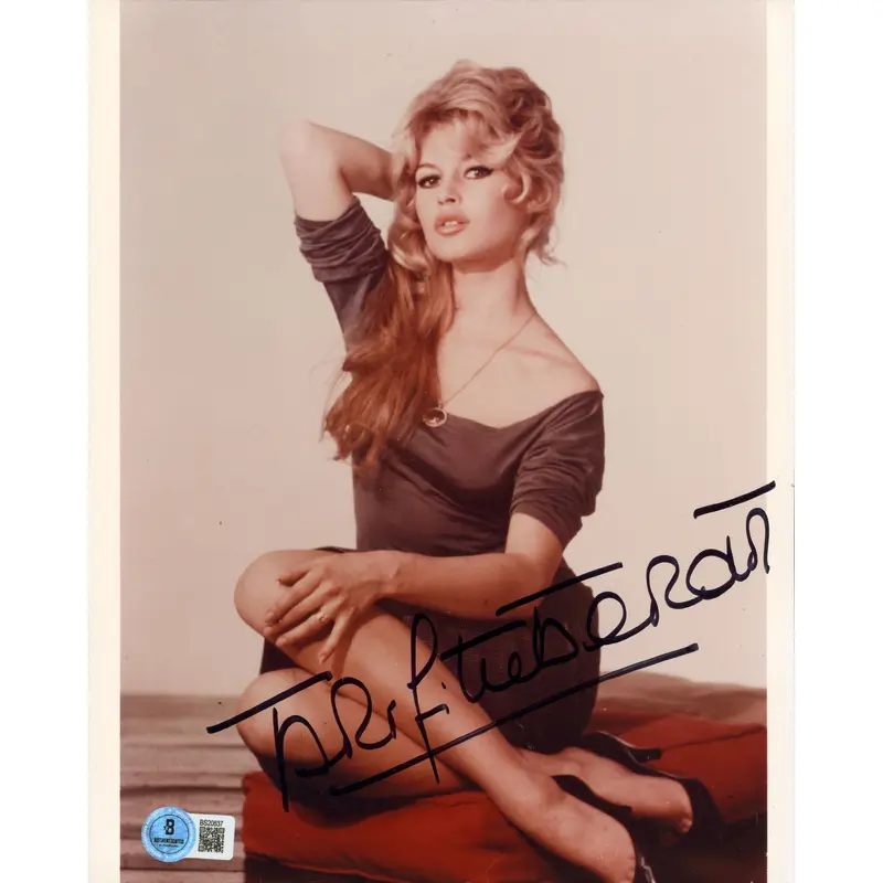 Brigitte Bardot Contempt Authentic Signed 8x10 Vertical Photo BAS #BS20837