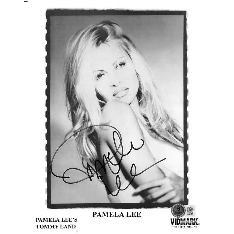Pamela Anderson Baywatch Authentic Signed 8x10 Photo Autographed BAS #BM78409