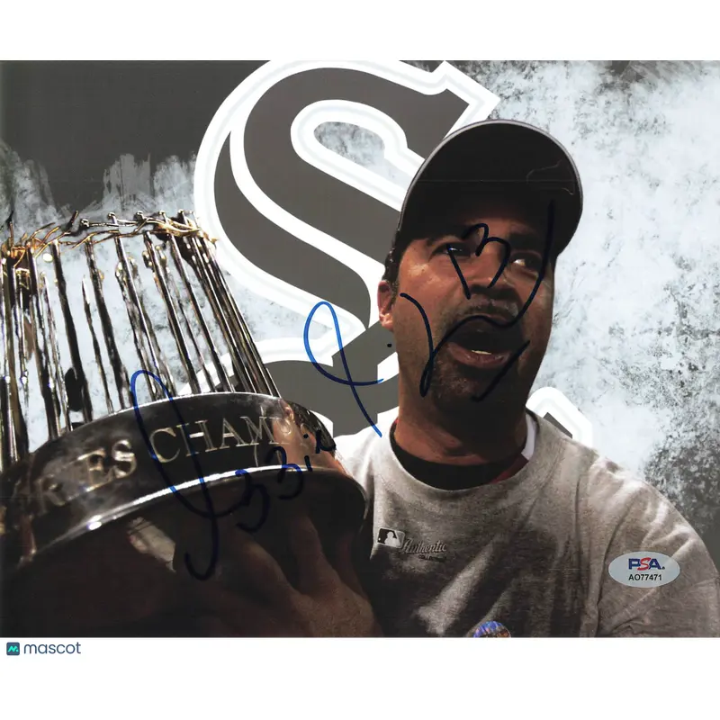 Ozzie Guillen Signed 8x10 Photo PSA Chicago White Sox