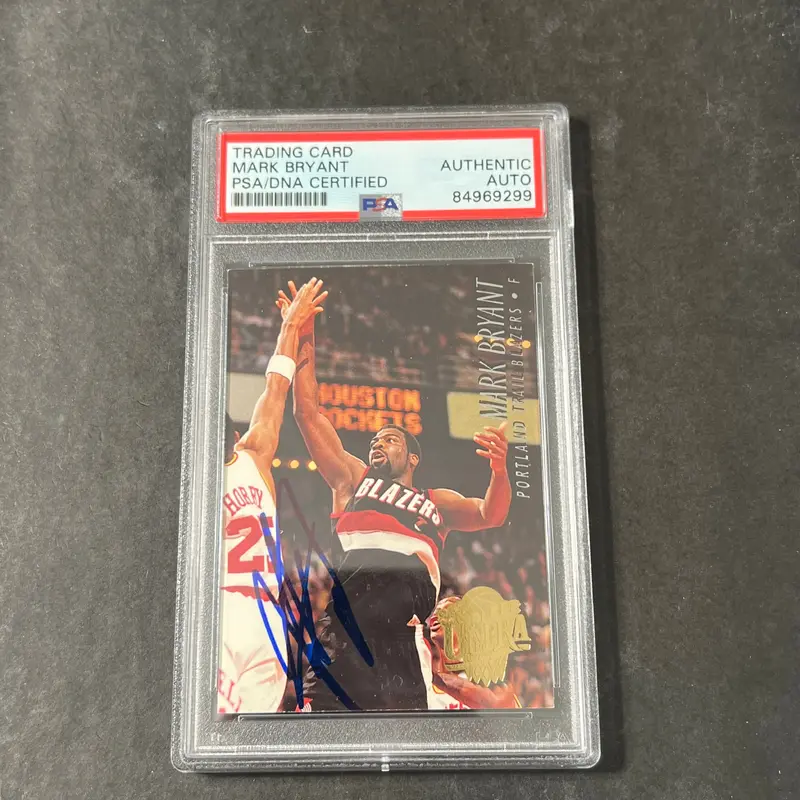 1993-94 Fleer Ultra #154 Mark Bryant Signed Card PSA/DNA Slabbed Blazers