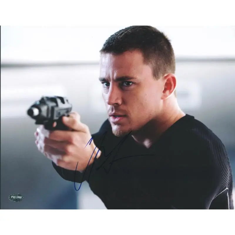 Channing Tatum Signed Authentic 11X14 Photo Autographed PSA/DNA #J60078