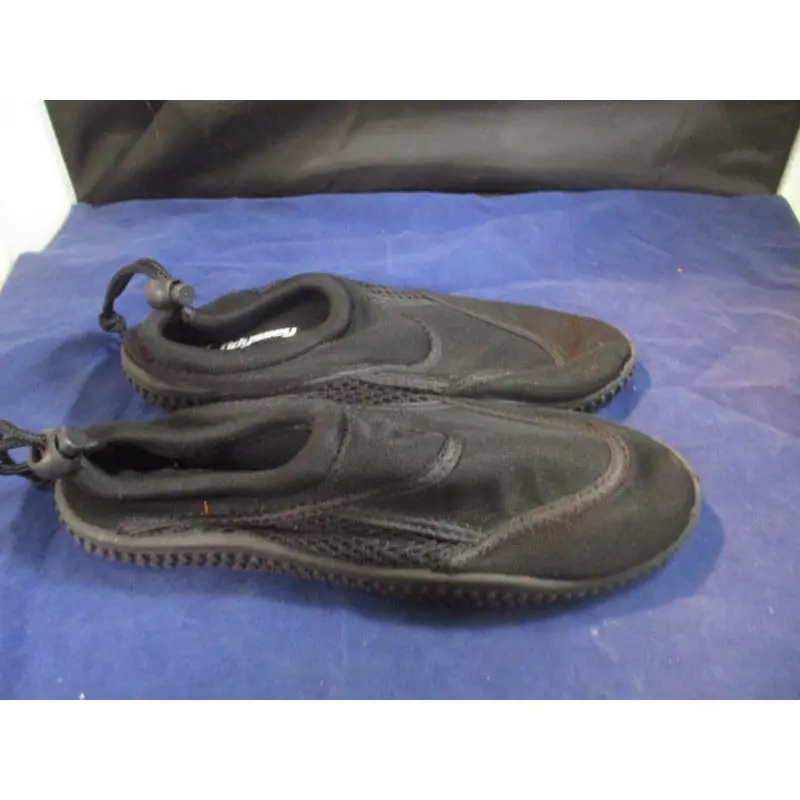 Used Odyssey Water Shoes Adult Size 7