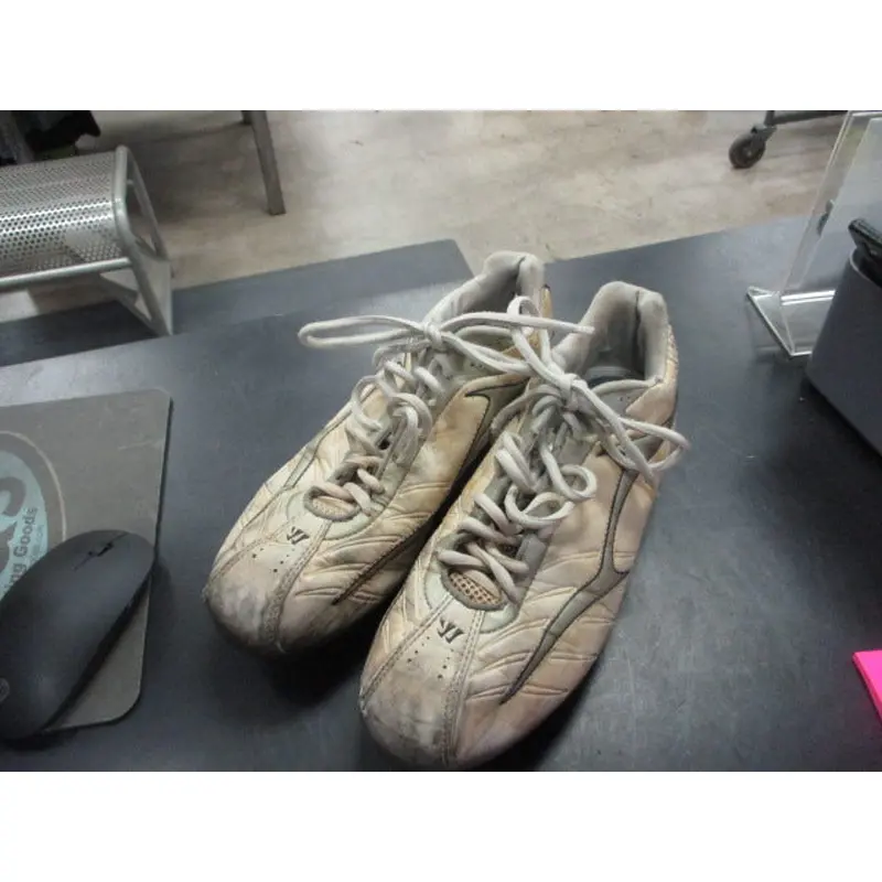 Used Warrior Lacrosse Cleats Size 8