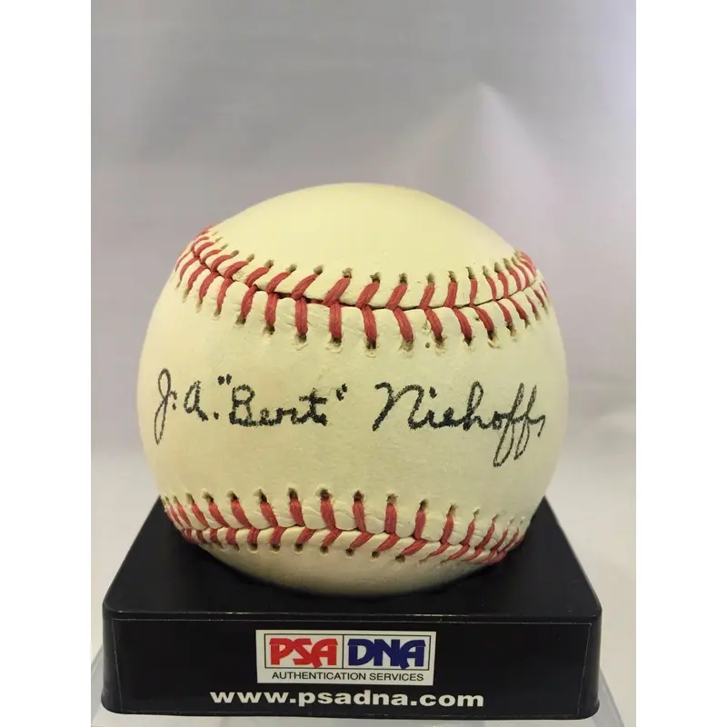 Rare Bert Niehoff (Dec. 1974) Single Signed Baseball St. Louis Cardinals PSA DNA