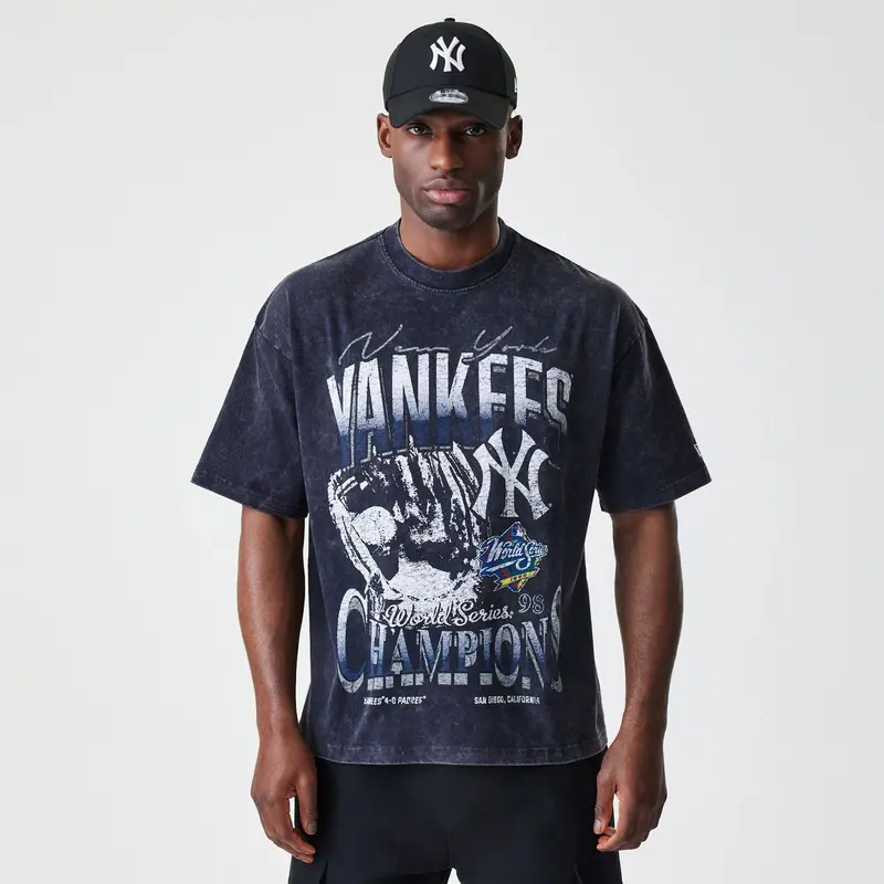 New York Yankees Sport Classic Black T-Shirt
