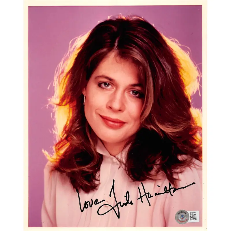 Linda Hamilton Beauty and the Beast "Love" Signed 8x10 Photo BAS #BK03810