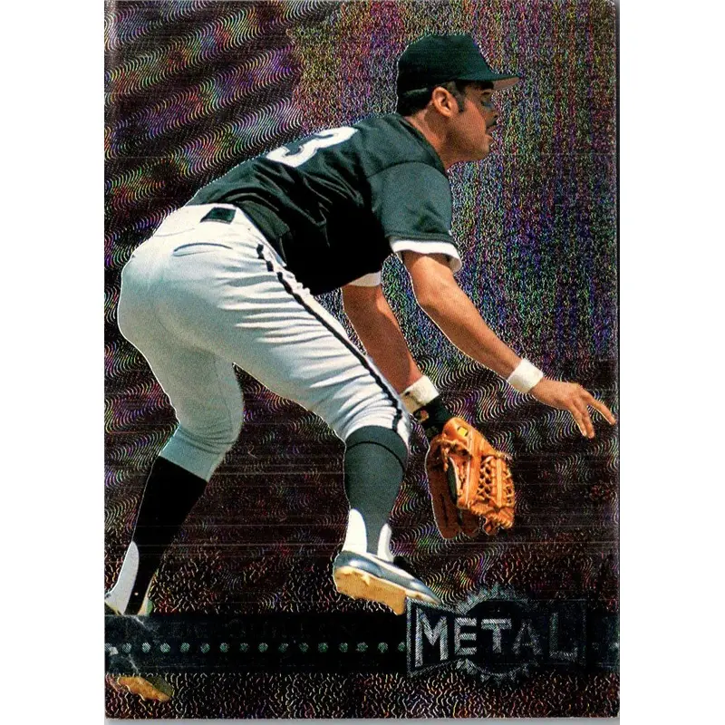 1996 Metal Universe Ozzie Guillen #37