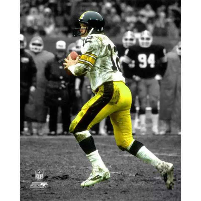 Terry Bradshaw "Spotlight" (c.1977) Pittsburgh Steelers Premium Poster Print - Photofile