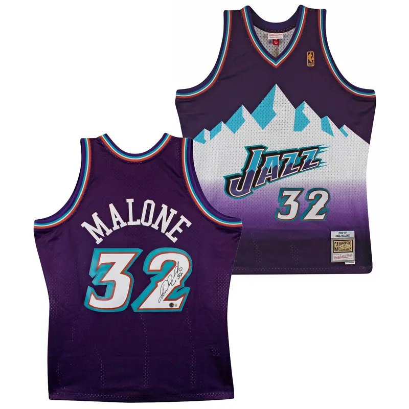 Jazz Karl Malone Signed 1996-97 Purple Mitchell & Ness Swingman Jersey BAS Wit