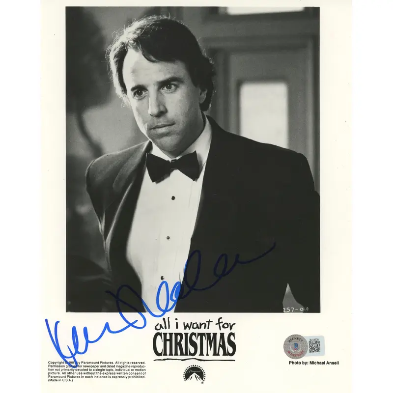 Kevin Nealon All I Want for Christmas Authentic Signed 8x10 Photo BAS #BL44538