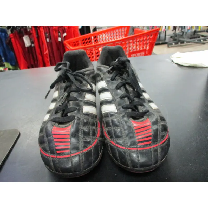 Used Adidas Size 3.5 Soccer Cleats