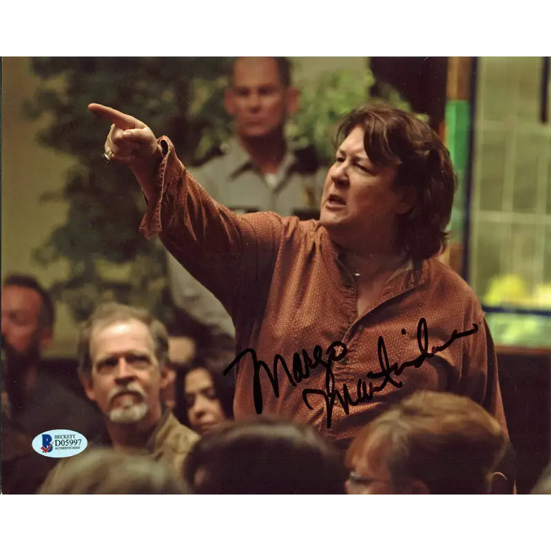 Margo Martindale Justified Authentic Signed 8x10 Photo Autographed BAS #D05997