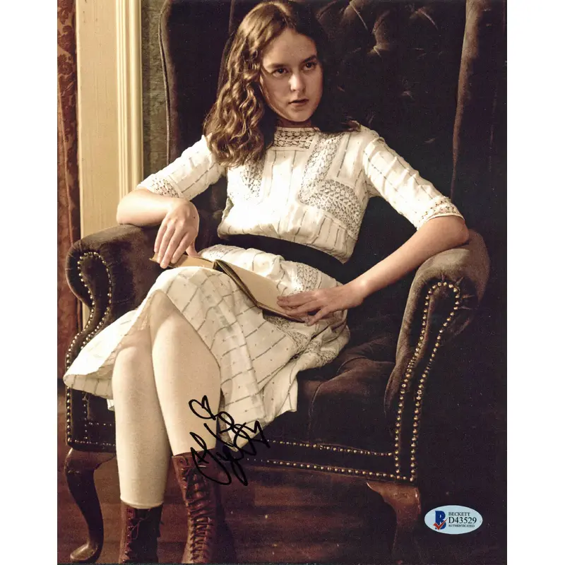 Sydney Lucas The Son Authentic Signed 8x10 Photo Autographed BAS #D43529