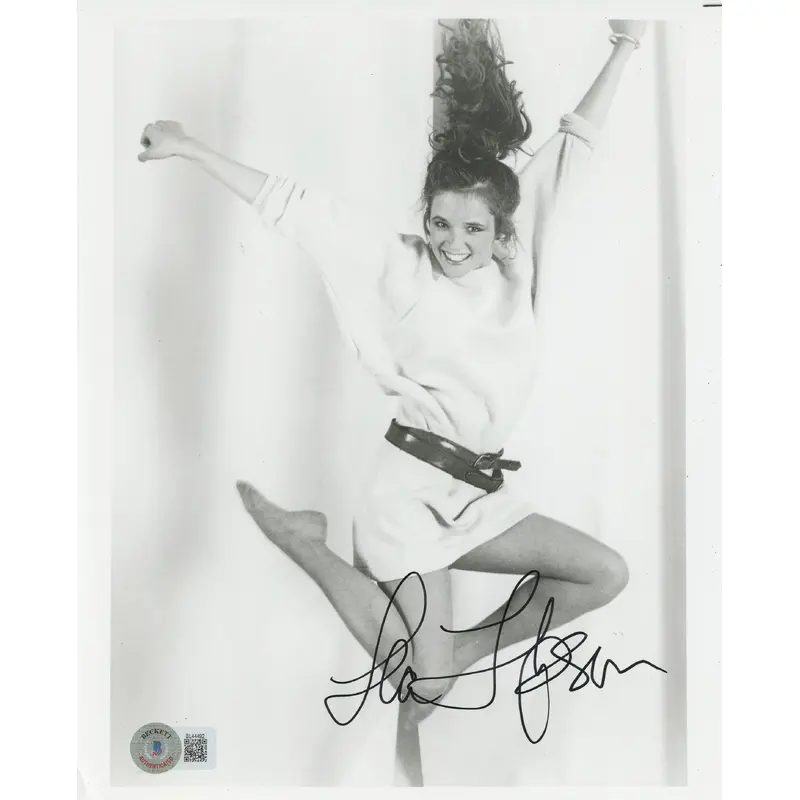Lea Thompson The Beverly Hillbillies Authentic Signed 8x10 Photo BAS #BL44492
