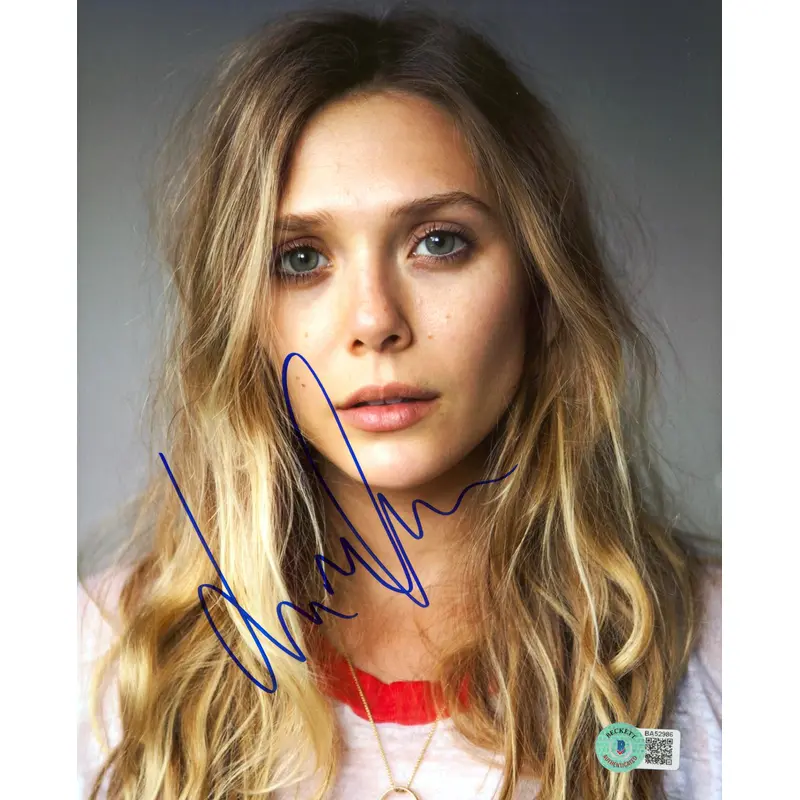 Elizabeth Olsen The Avengers Authentic Signed 8x10 Photo BAS #BA52986