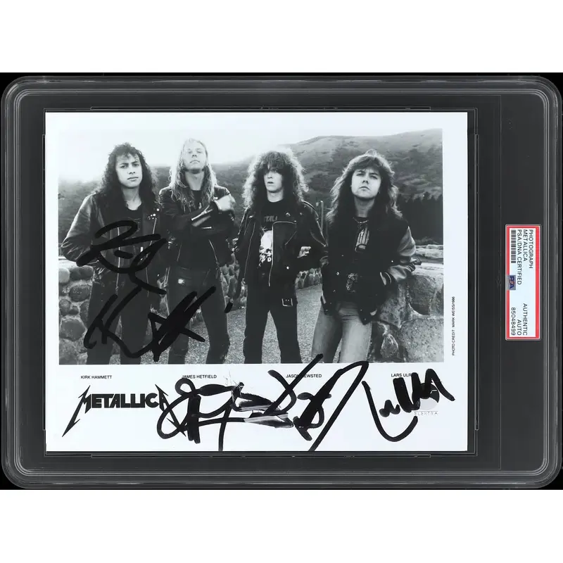 Metallica (4) Hetfield, Ulrich, Newsted & Hammett Signed 8x10 Photo PSA Slabbed