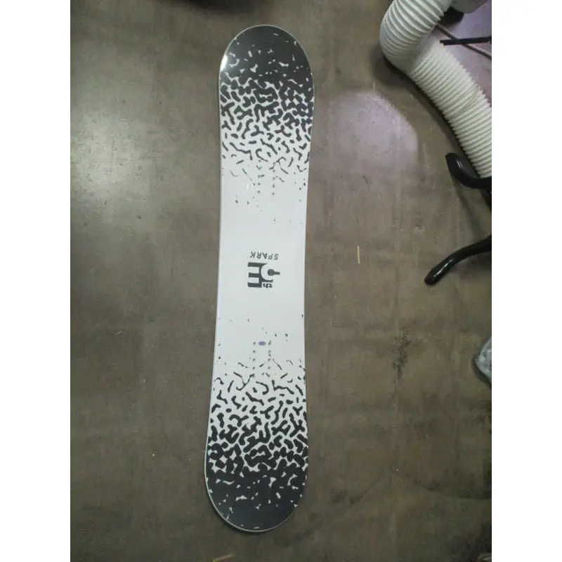 New 5th Element Spark Youth Snowboard Deck - 110 cm