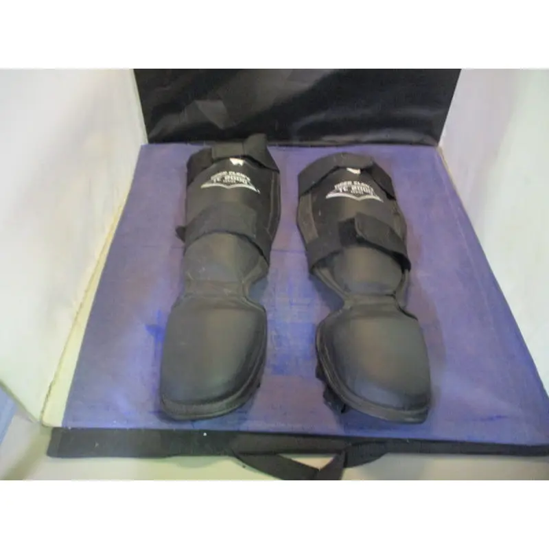 Used Tiger Claw TC 2000 Series Shin Guards Size Youth