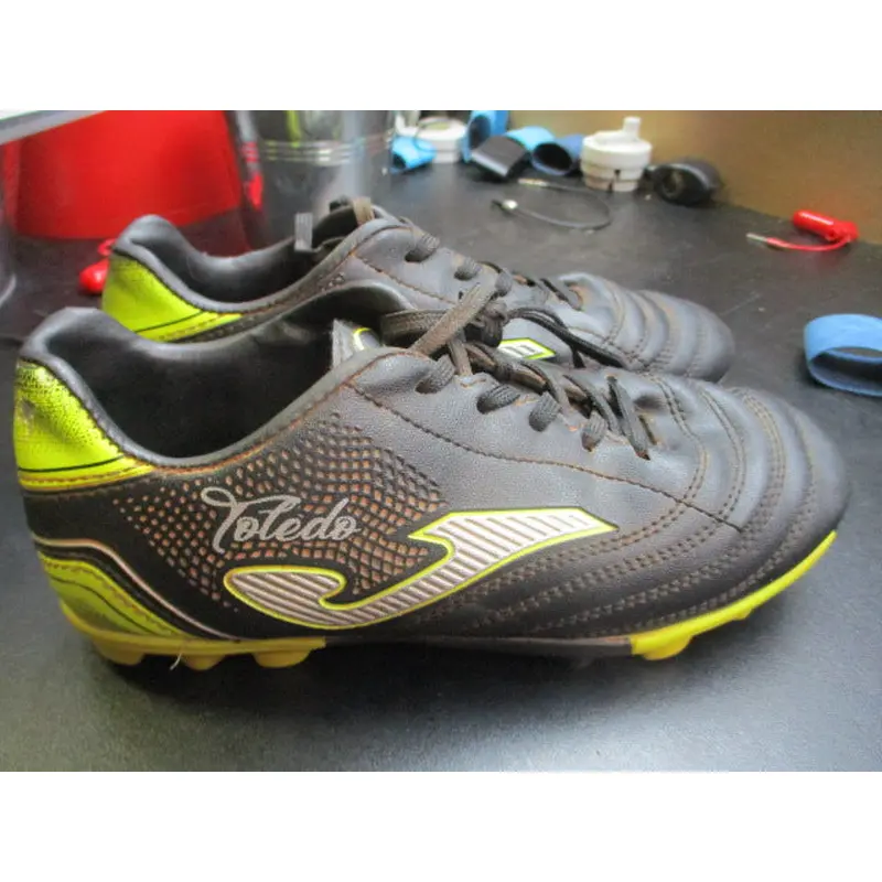 Used Joma Toledo Soccer Cleats Size 1