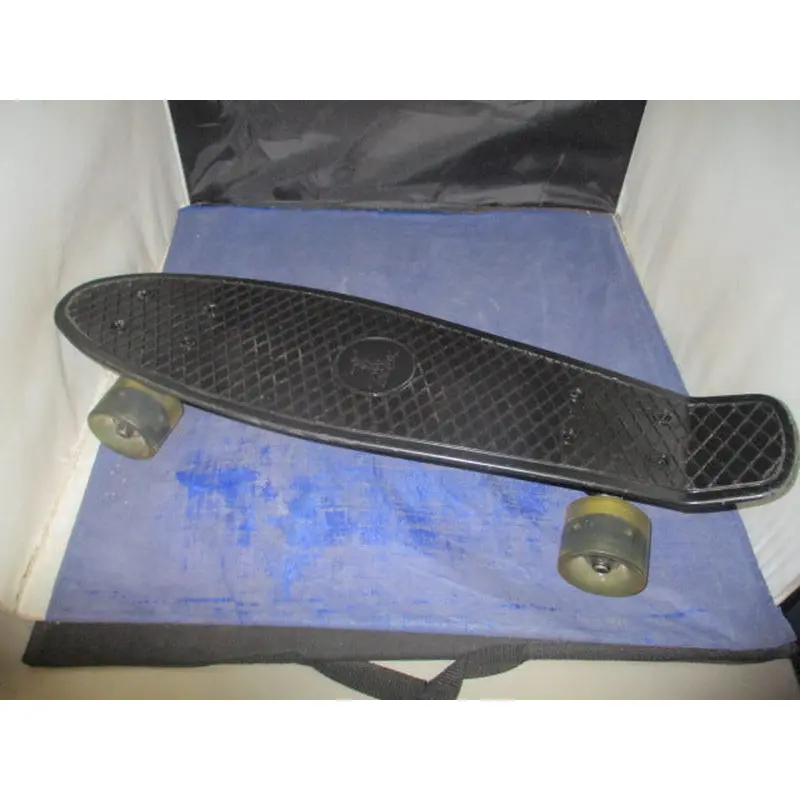 Used Beleev 22" Pennyboard Skateboard - Light up wheels
