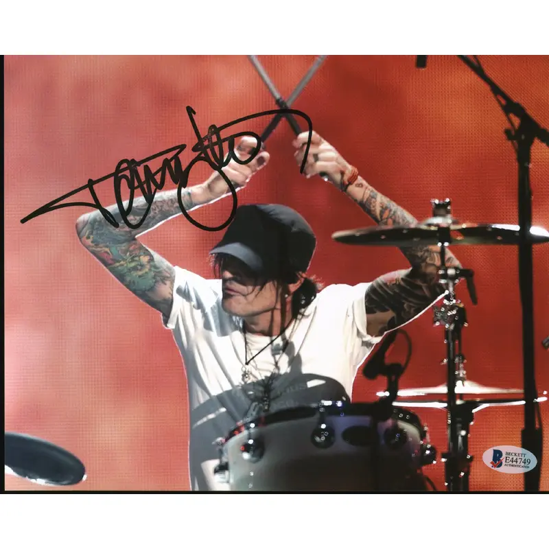 Tommy Lee Motley Crue Authentic Signed 8x10 Photo Autographed BAS #E44749
