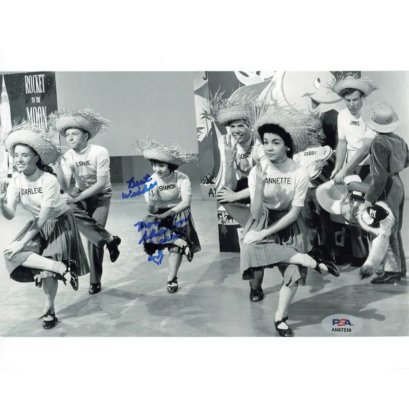 SHARON BAIRD signed 8x10 photo PSA/DNA Autographed