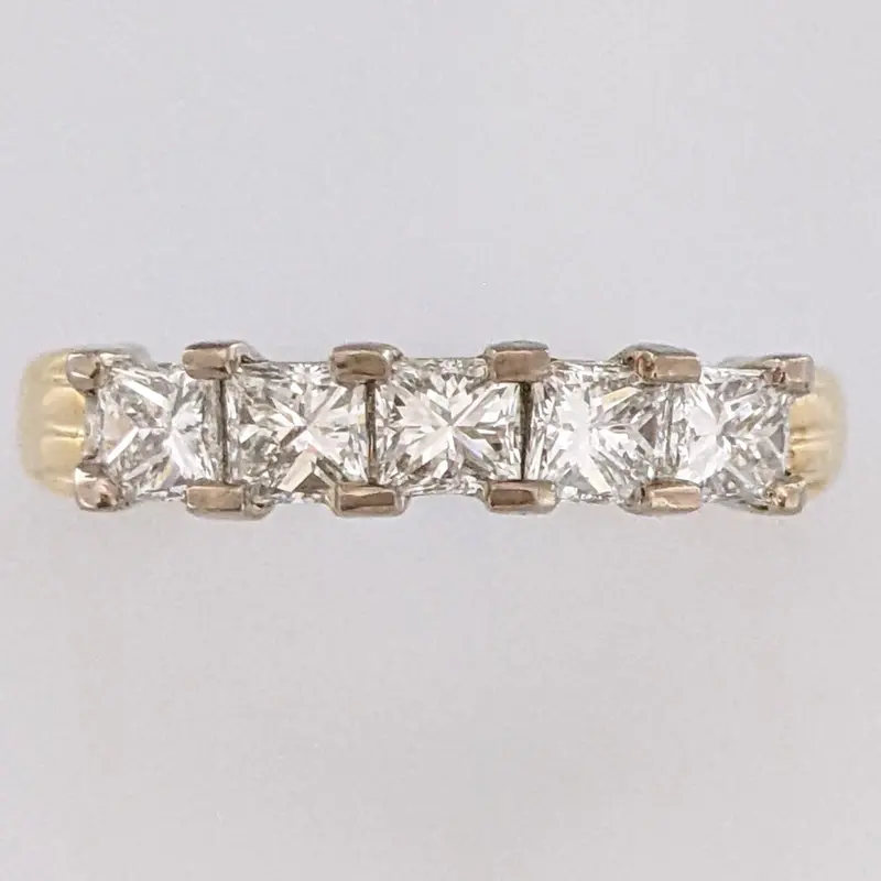 18K .95 CARAT TOTAL WEIGHT VS2 I-J DIAMOND PIRNCESS CUT (5) ESTATE BAND 3.9 GRAMS