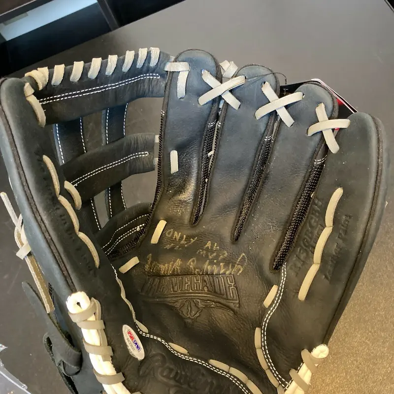 Frank Robinson "Only AL & NL MVP" Signed Baseball Glove PSA DNA COA
