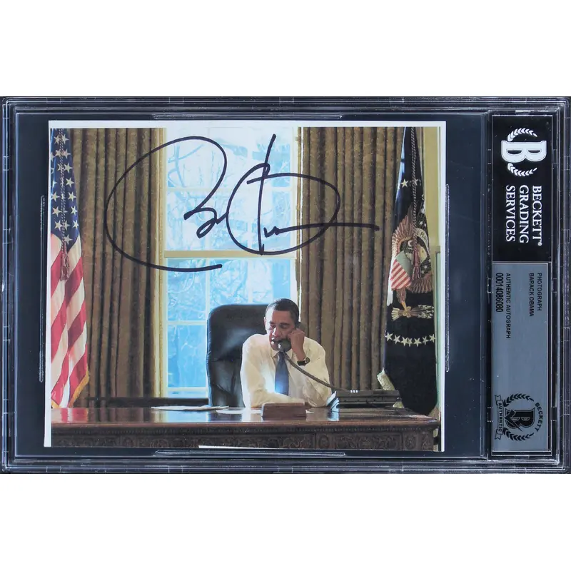 Barack Obama Authentic Signed 5.25x6.35 Photo Auto Graded Gem Mint 10! BAS Slab
