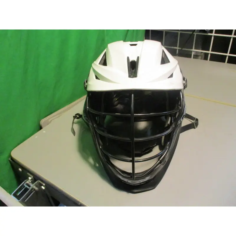 Used Casecasde XRS Pro One Size fit Most Lacrosse Helmet W/ Chin Strap