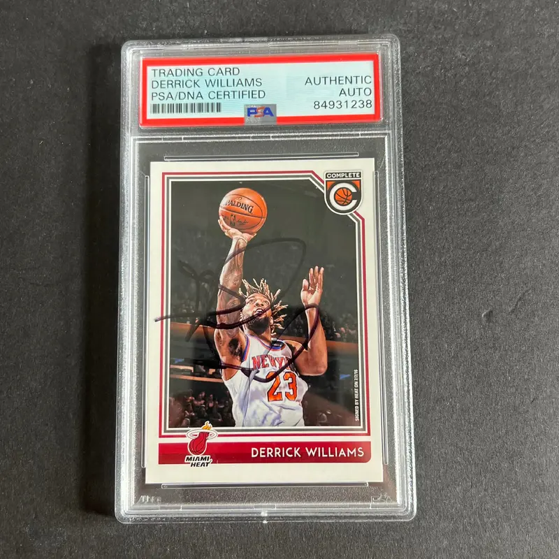 2016-17 Panini Complete #116 Derrick Williams Signed Card AUTO PSA/DNA Slabbed Heat