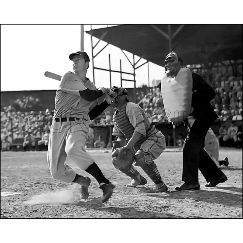 Joe Dimaggio 8X10 Photo - New York Yankees - 1329