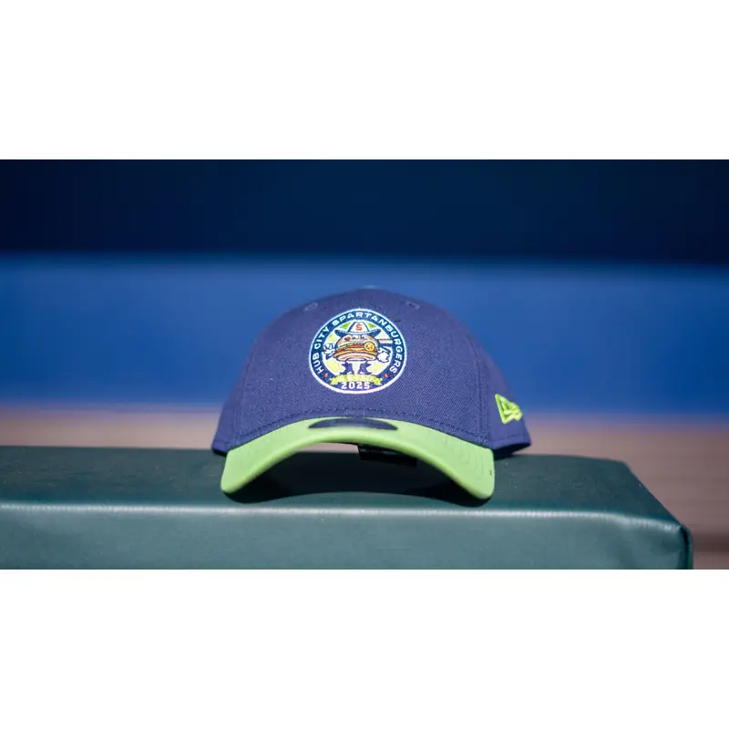 3930 New Era Nvy/Green Round Logo Fitted Hat
