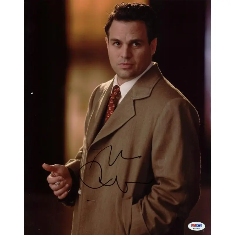 Mark Ruffalo Shutter Island Signed Authentic 11X14 Photo PSA/DNA #M97535