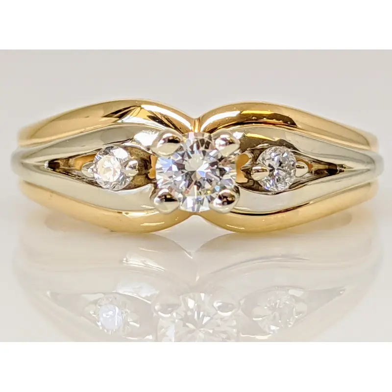 14K TWO TONE .27 CARAT TOTAL WEIGHT DIAMOND ROUND (3) TRINITY ESTATE RING 5.7 GRAMS